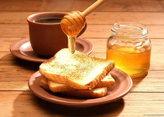 Evonik Industries announced today that it has achieved its 2025 financial guidance and reconfirmed its 2026 earnings outlook.